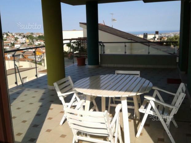 Ferienwohnung Bellavista - Pescara Colli Exterior foto